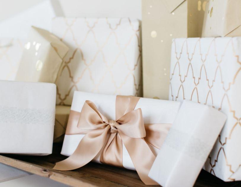 Navigating Your Wedding Registry