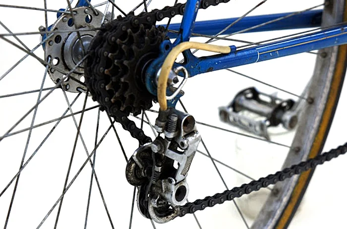 Rear derailer and 13-17 1-tooth step thread-on freewheel