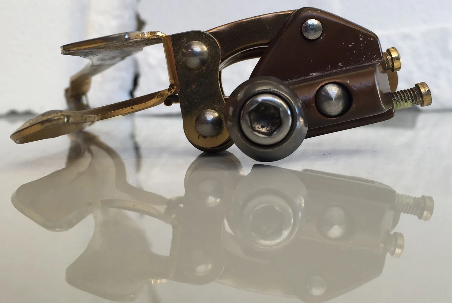 The Campagnolo C Record Front Derailleur