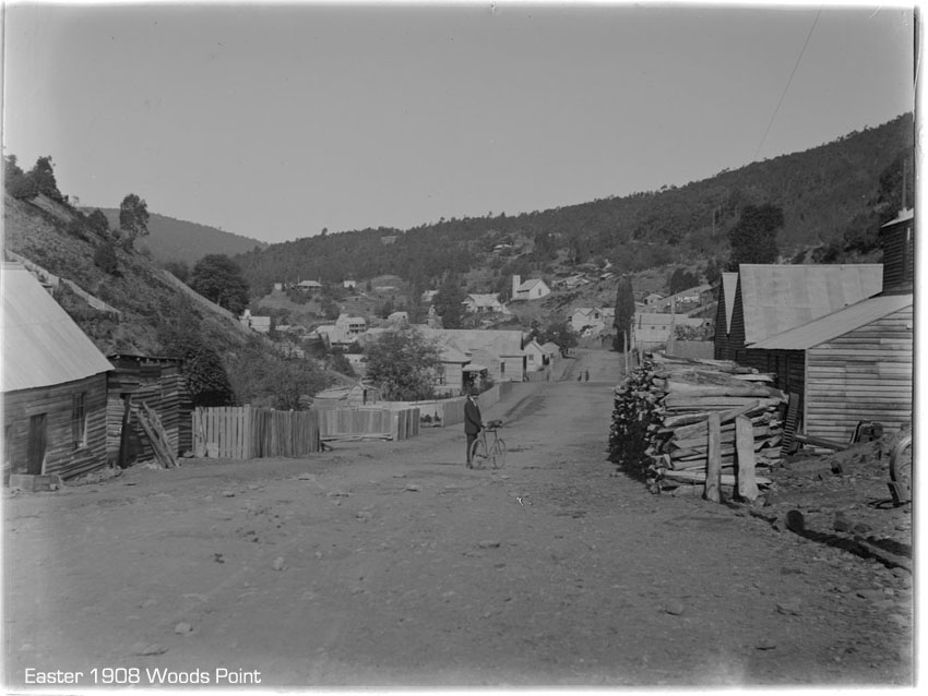 cyclist-woods-point-1908.jpg