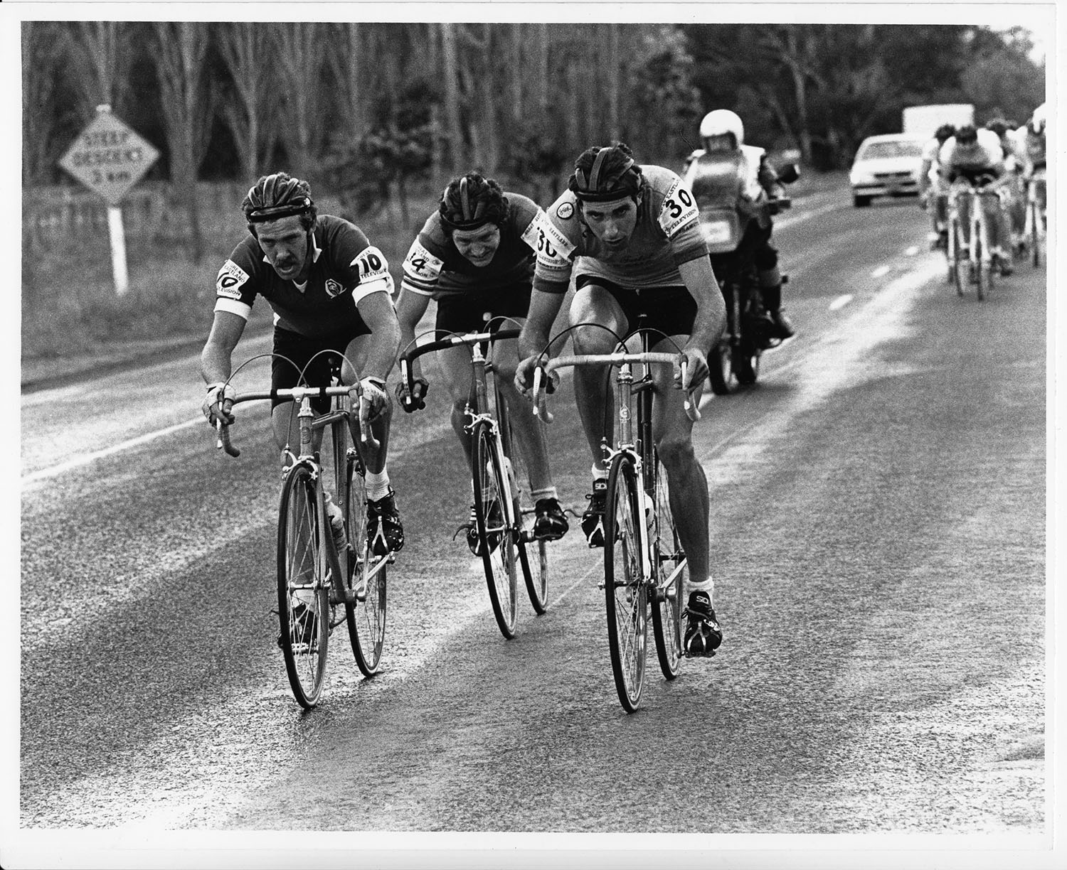 Grafton to Inverell 1984, Kerry Carmichael Queensland, left and Keith Davis Western Australia centre, Robert Cobcroft New South Wales on the right. Image credit Dennis Lane.
