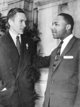 The Rev. Robert Graetz, one of the early white allies of the Rev. Martin Luther King Jr. in Montgomery, Ala., with the civil rights icon in an undated photo. (AP Photo/Gene Herrick