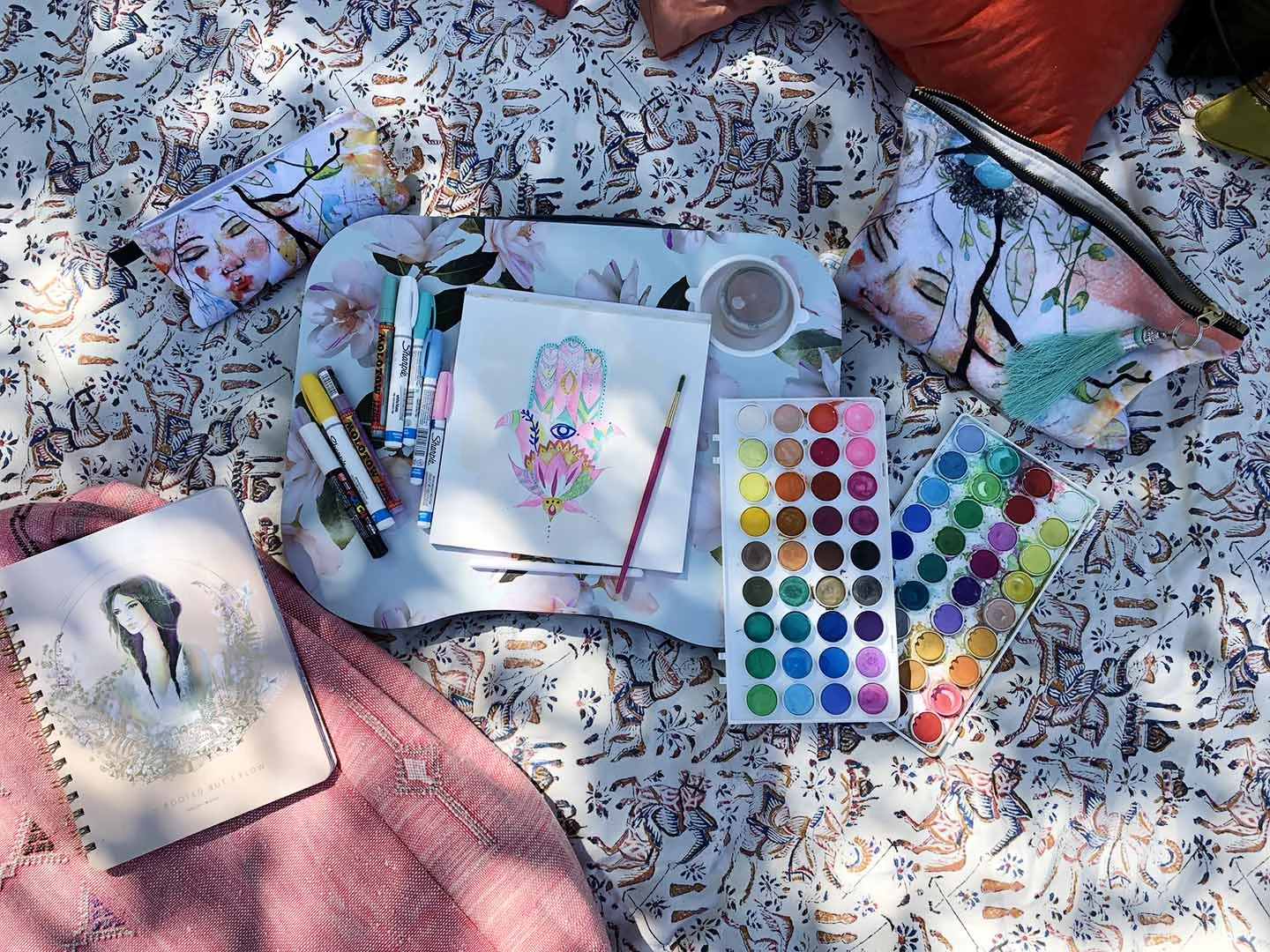 Retreat-GingerDeverell-PaintingOutside.jpg