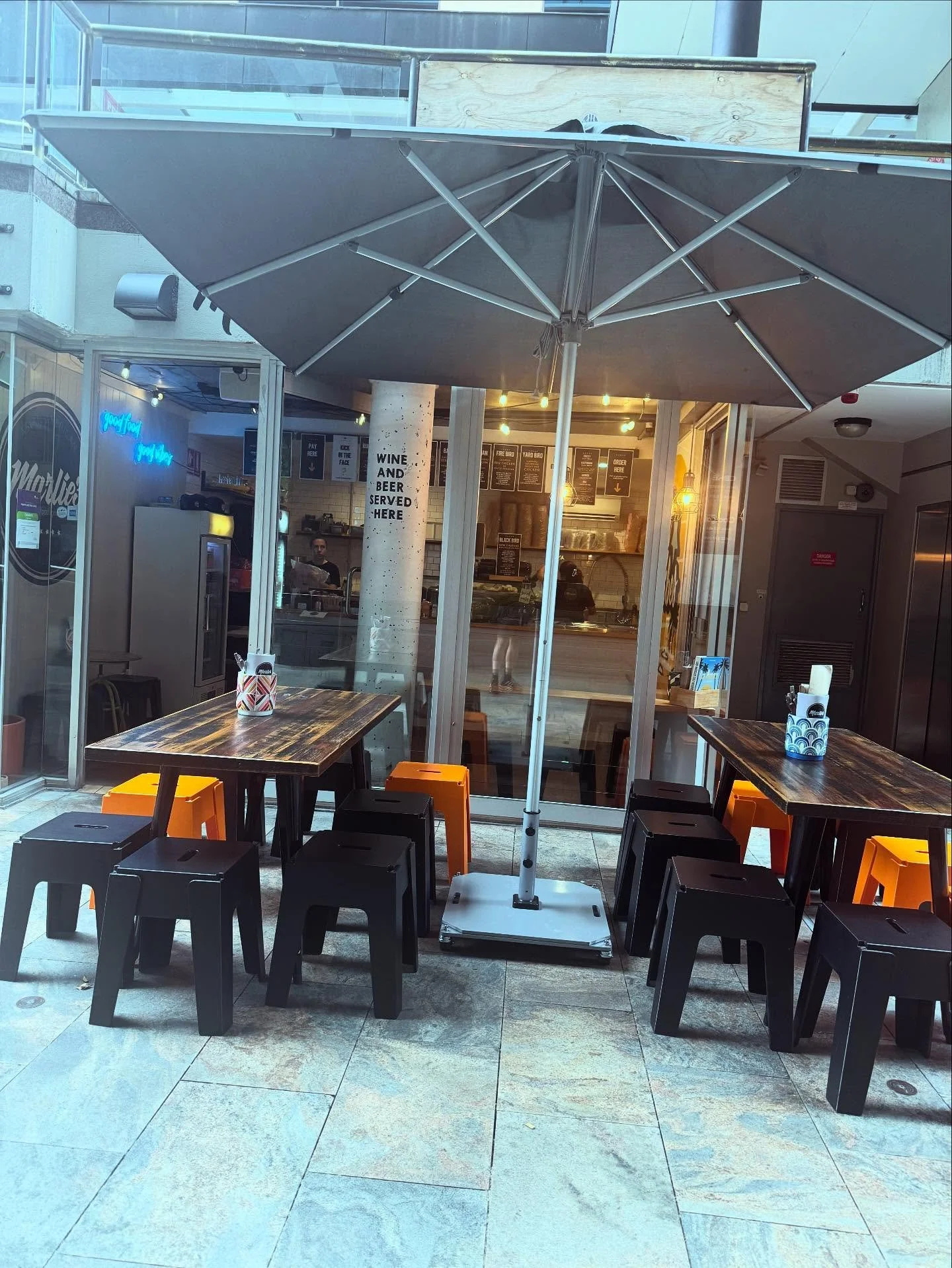 The original Californian eatery in the heart of North Sydney. 

#marlieseatery #goodfood #goodvibes #lunch #catering #food #eat #calieats #foodporn #californianfood #california #northsydney #sydney #salads #bbq #americanbbq #tacos #wraps #rolls #