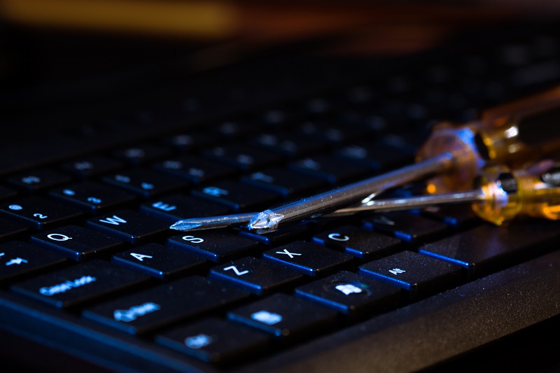 screwdriver-keyboard.jpg