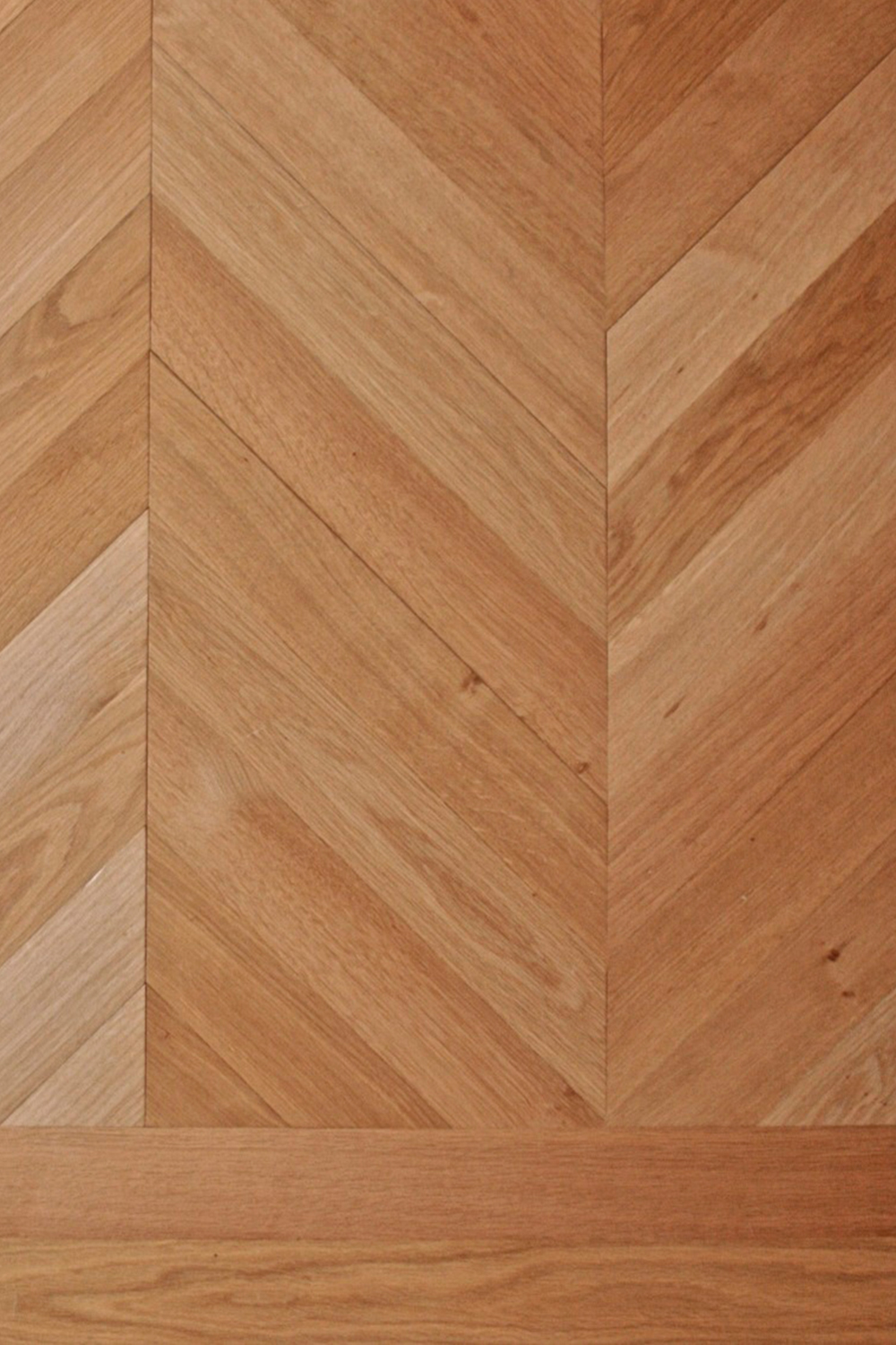 Oak-Chevron