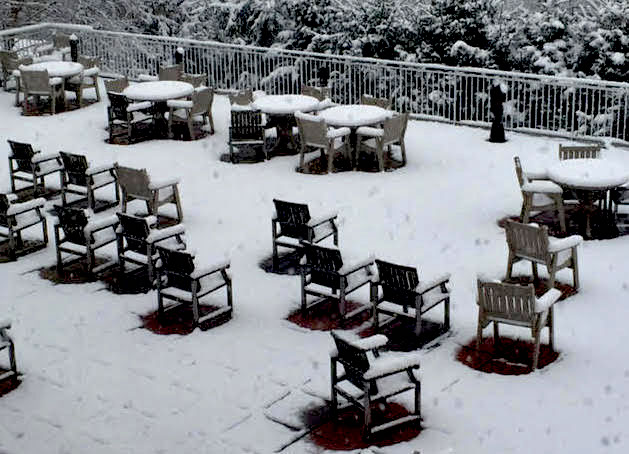 Snow Day -- Kendal terrace.jpg