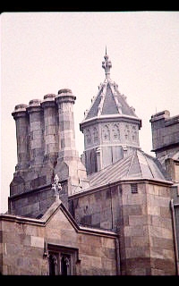 Lyndhurst Tower 2.jpg