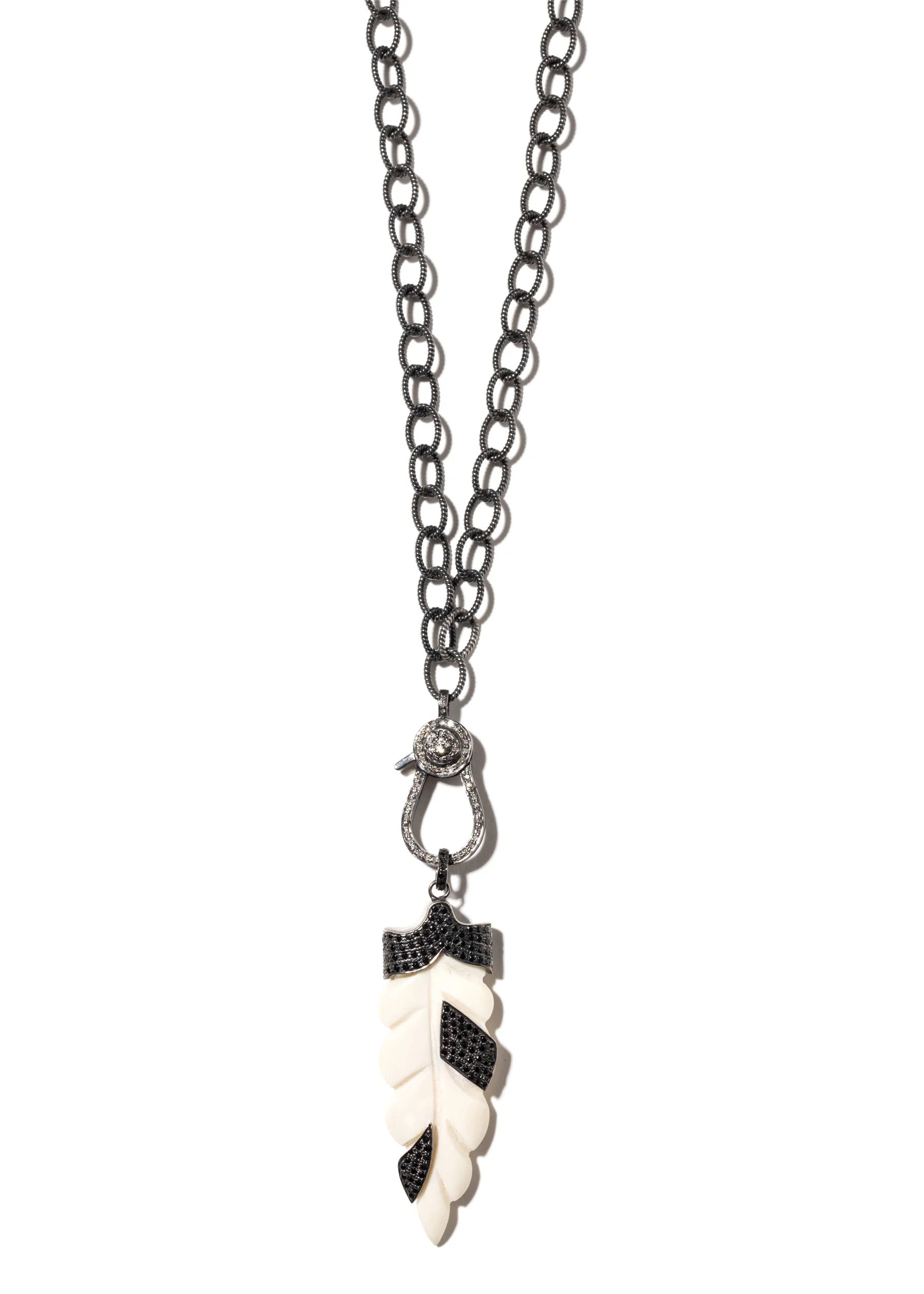 Chain-Diamond-Feather.jpg