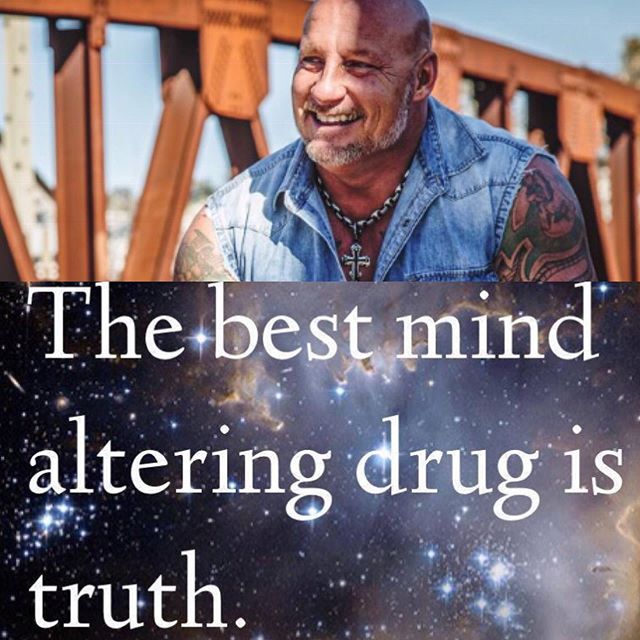 The TRUTH Vibrates And Resinates At The Highest Level.. When You Learn To Show Up Every Day REAL-RAW-LIVE...It Becomes Your Terms🔥💪 Live Experiences 
Create Memories 
Leave Legacies 
Awareness = Clarity = Power
Daley Gift List 🎁
1. Calmness 
2. Kn