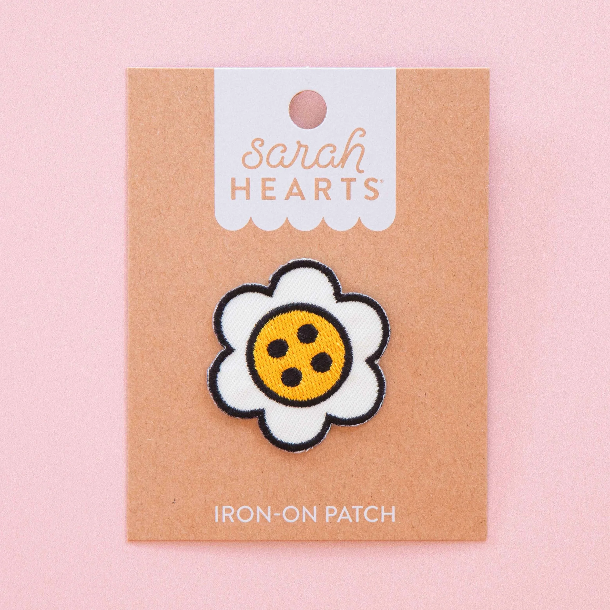 PA014 Daisy Button Patch.jpg