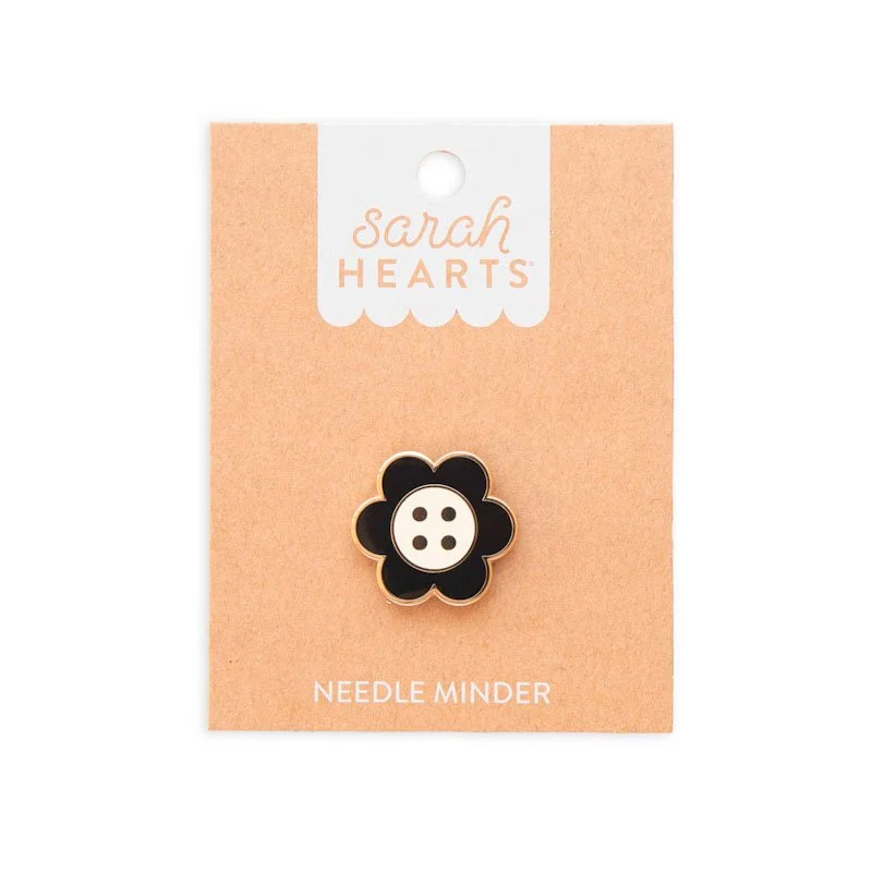 Daisy Button Magnetic Needle Minder-by Sarah Hearts