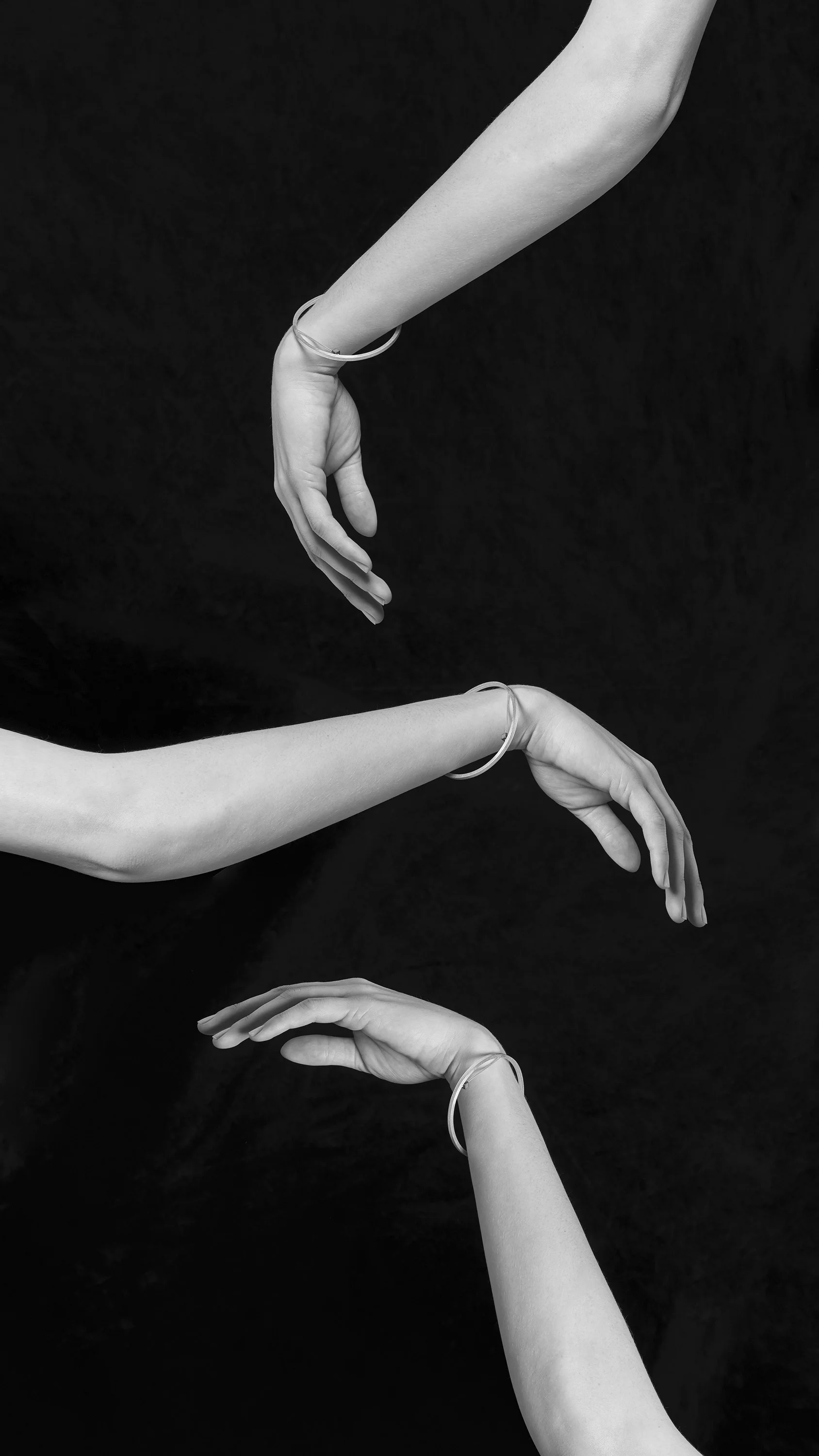 Bori Bianka Jewelry Campaign34912.2  Kodak TRI-X 400.jpg