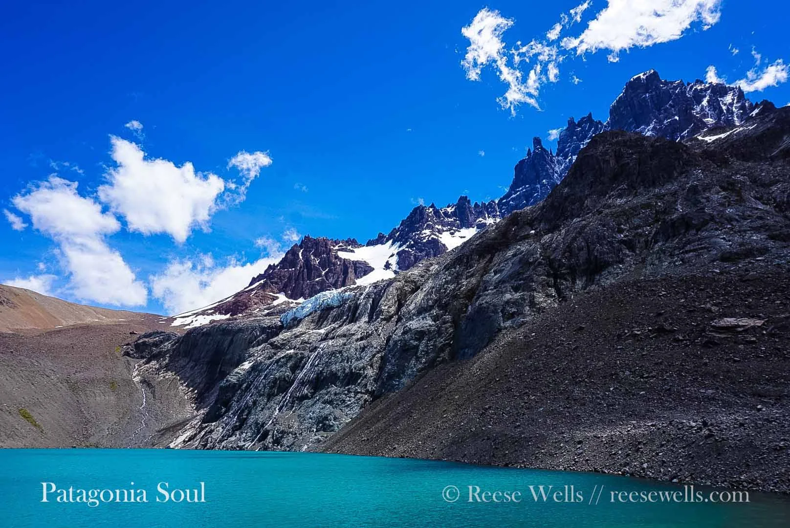 Laguna Cerro Castillo