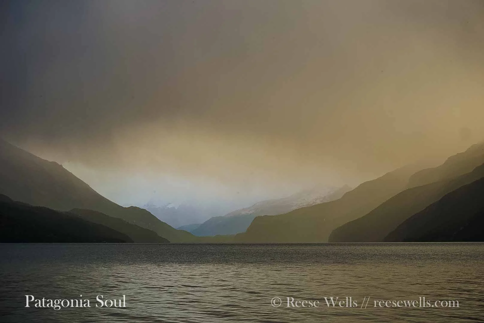 Lago del Desierto Sunset