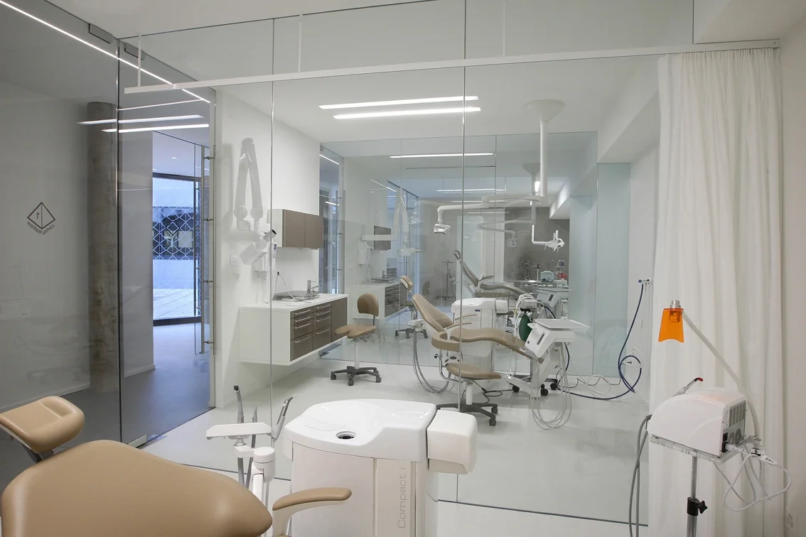 ANDRE & MILHE Dental Sedation Clinic +41 22 557 1999 — Dental Clinic at