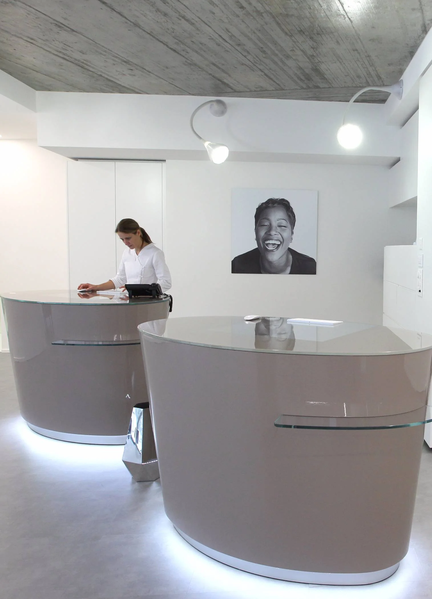 ANDRE & MILHE Dental Sedation Clinic +41 22 557 1999 — Dental Clinic at