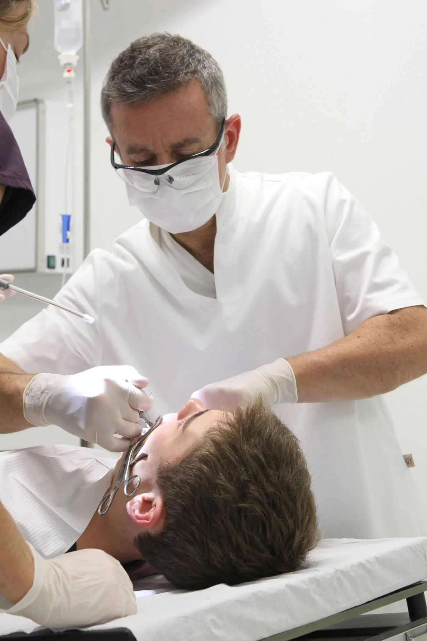 ANDRE & MILHE Dental Sedation Clinic +41 22 557 1999 — Dental Clinic at