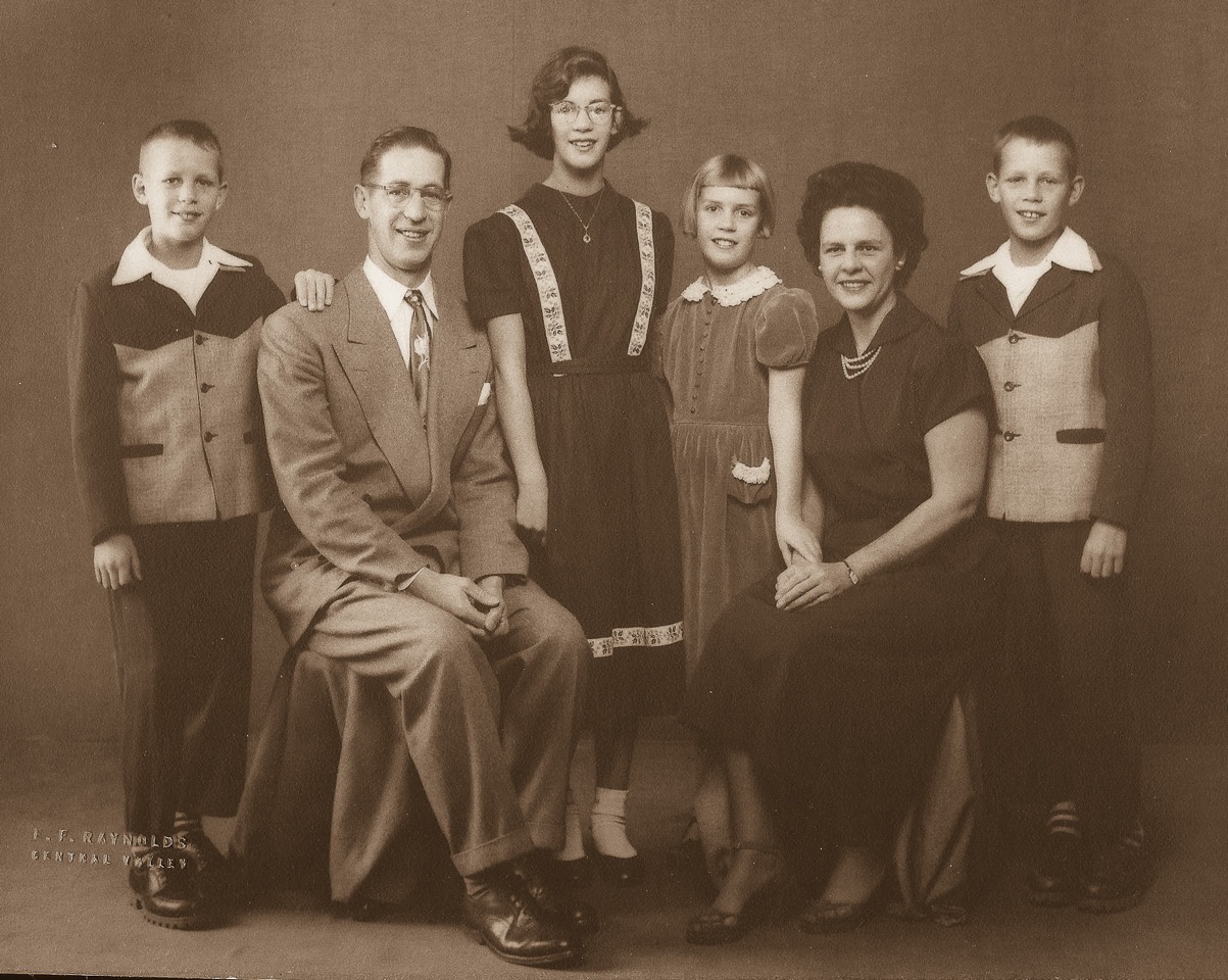 Robert, Dad, Robin, Valerie, Mom and Ross burkhardt in the early 1950s, shortly before the infamous Family Gift Exchange