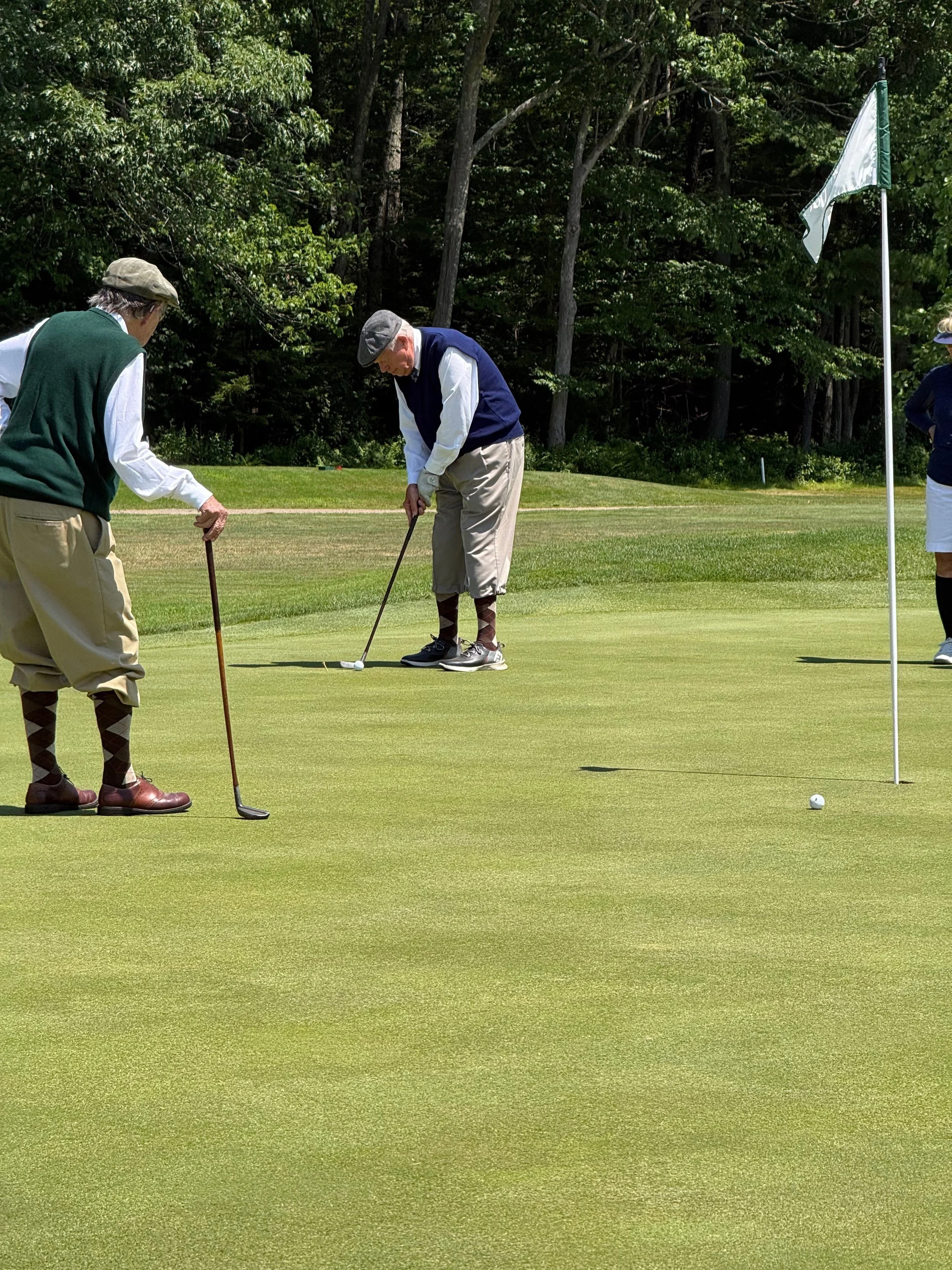 125 YEARS OF FAIRWAYS, FAMILIES AND FRIENDSHIPS