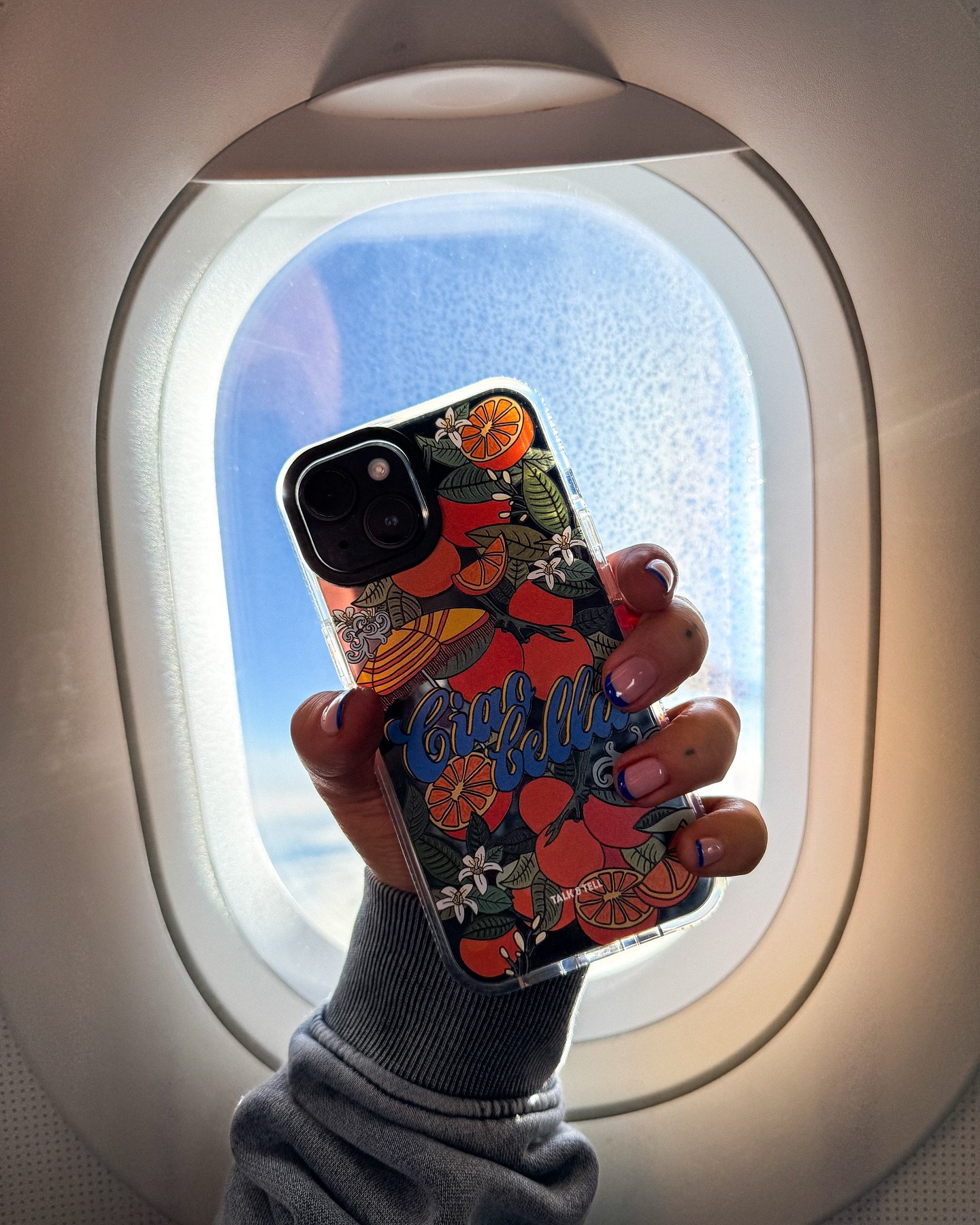 📞 Summer called and said it&rsquo;s time to get your summer themed phone cases out for all those trips you&rsquo;ve got planned! Where are you headed this summer? ☀️👙🍉🧴 

#phonecase #iphonecase #ciaobella #eurosummer