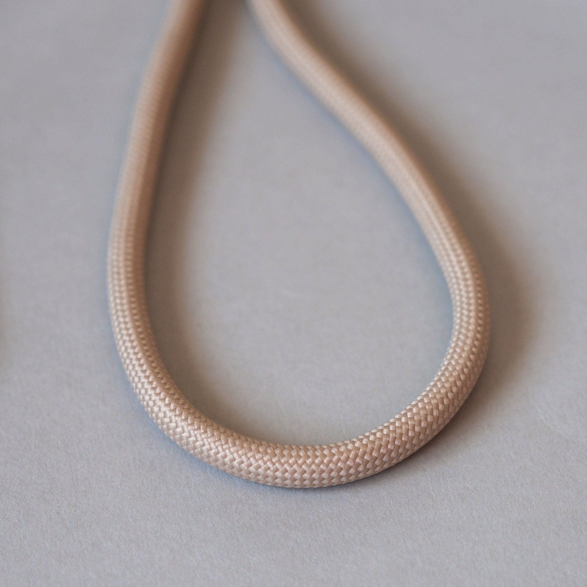 strap_nude3.jpg