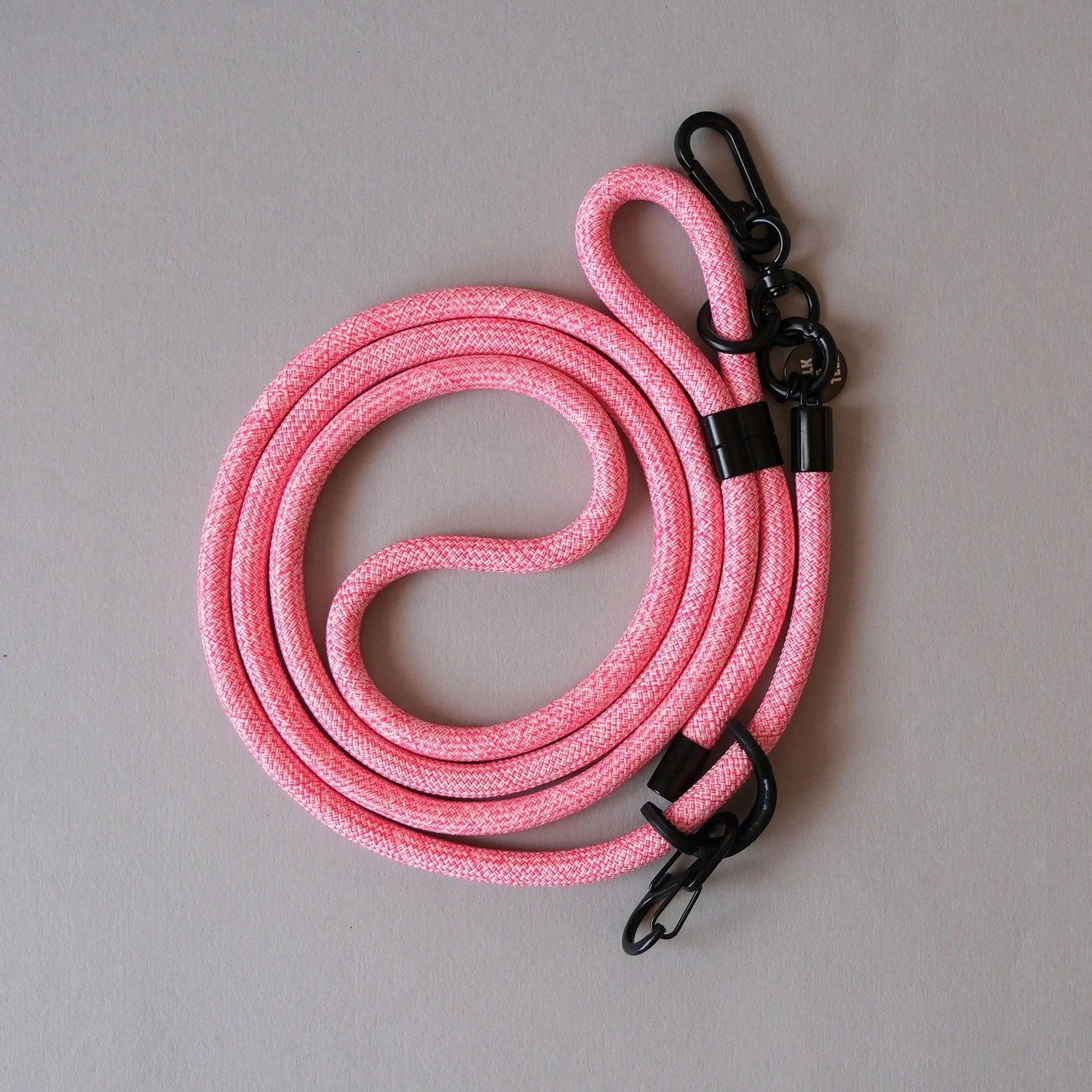 strap_strawberry4.jpg
