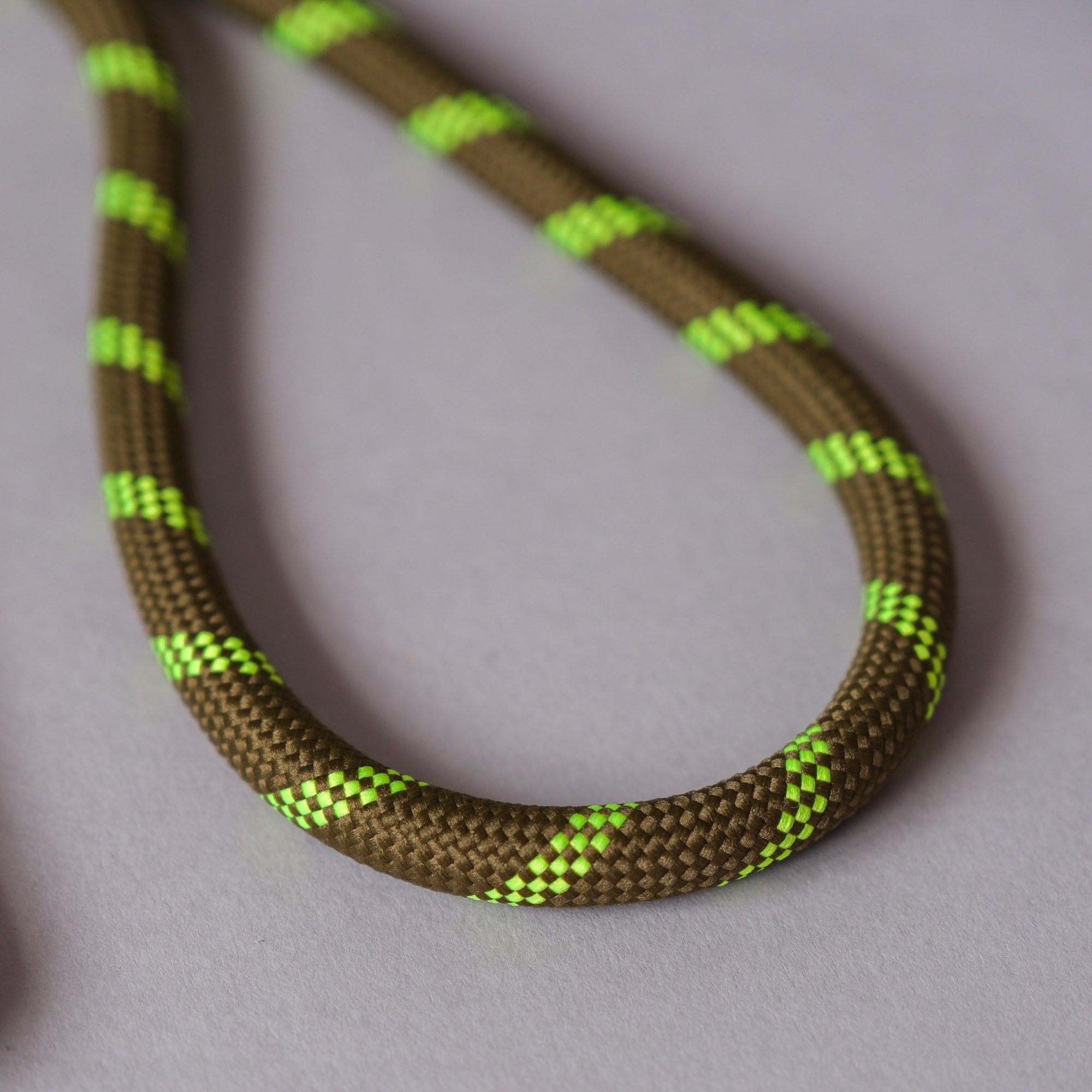 strap_greenstripe3.jpg