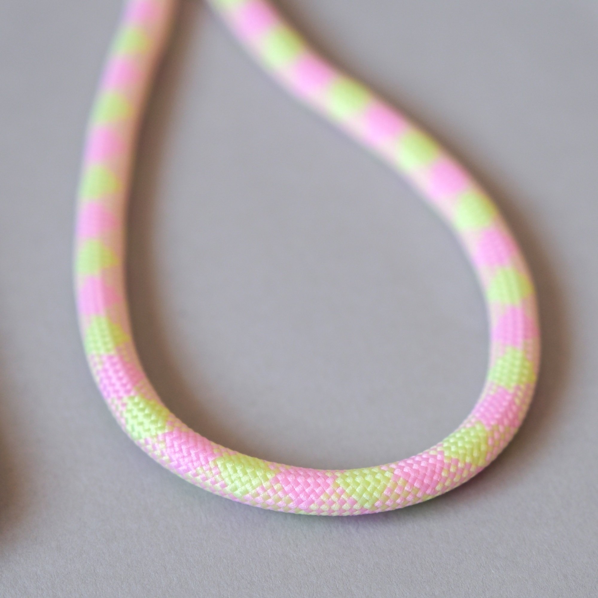 strap_yellowpink3.jpg
