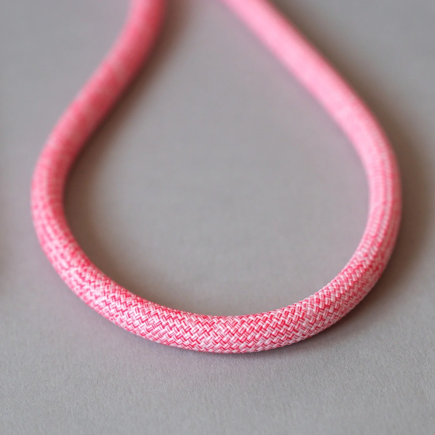 strap_strawberry3.jpg