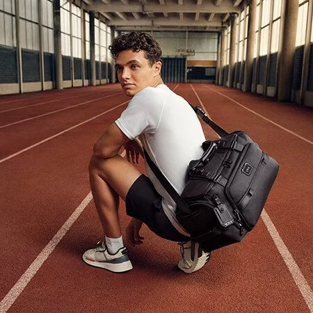 landos-journey_tile_mason-duffle.jpg