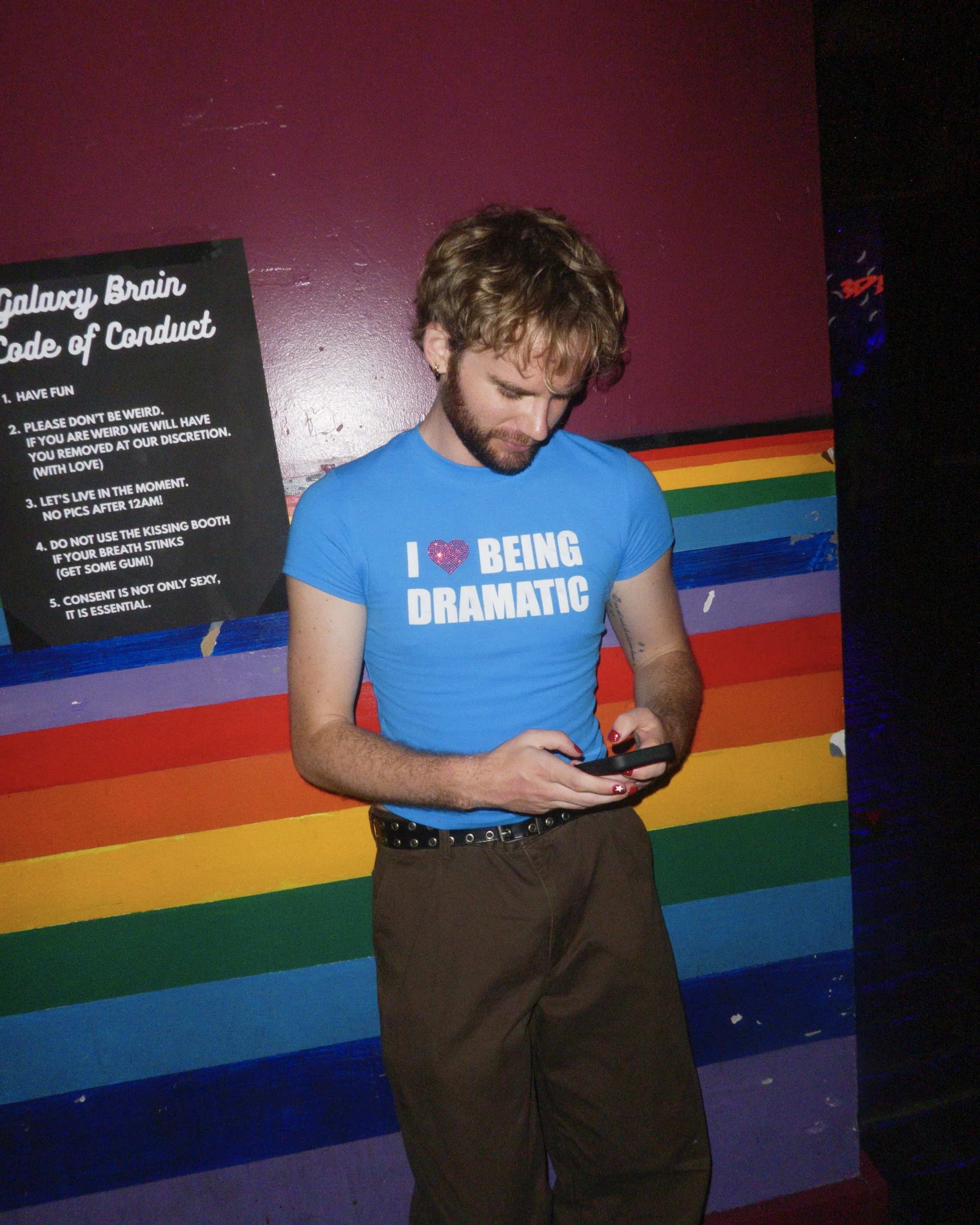 Galaxy_Brain_Ball_07-31-2026_Photo_@thearch1111ves_Alex_Burholt_200.jpg