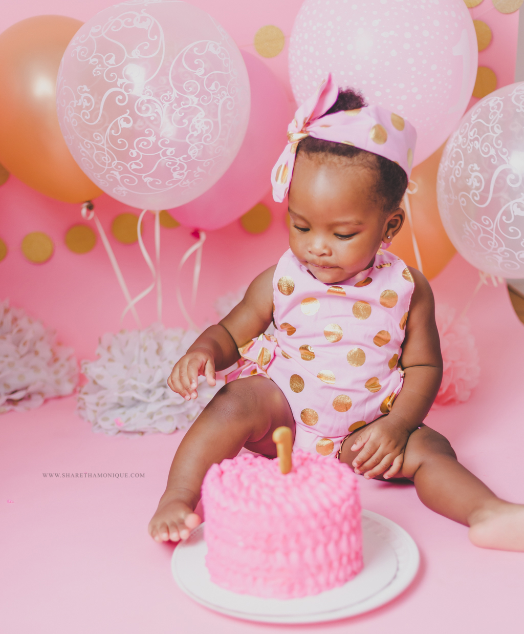 Charlotte Baby Cake Smash - One Year Birthday-11.jpg