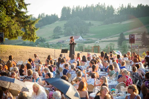 2018-AnEveningofHope-Eugene-65.jpg
