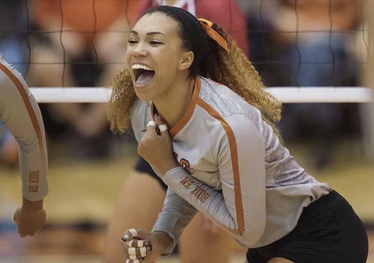Ebony Nwanebu University of Texas OH AVCA All -American