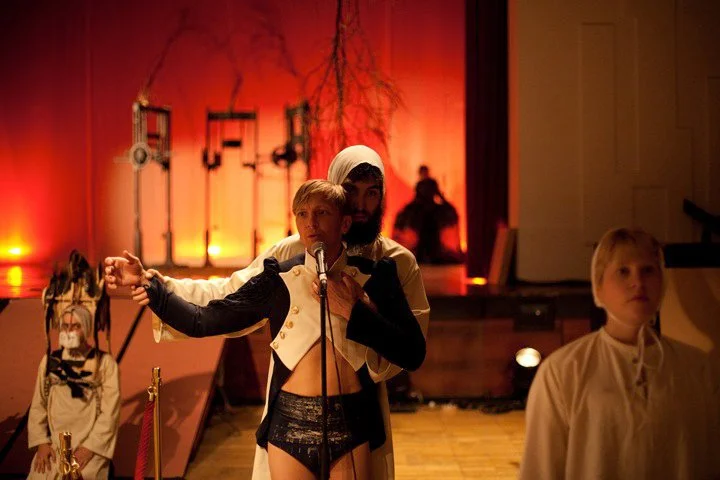 "Dorothy K" Implied Violence, 2010, Donau Festival Austria, photo Steven Miller