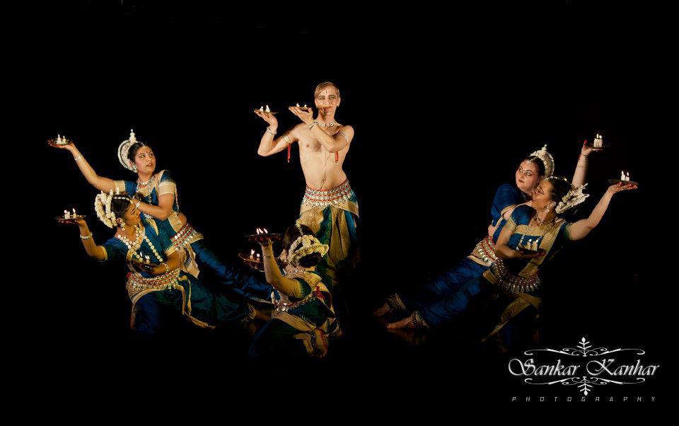 "Thali Natya" Urvasi Dance Ensemble 2011 Photo Shankar Kanhar