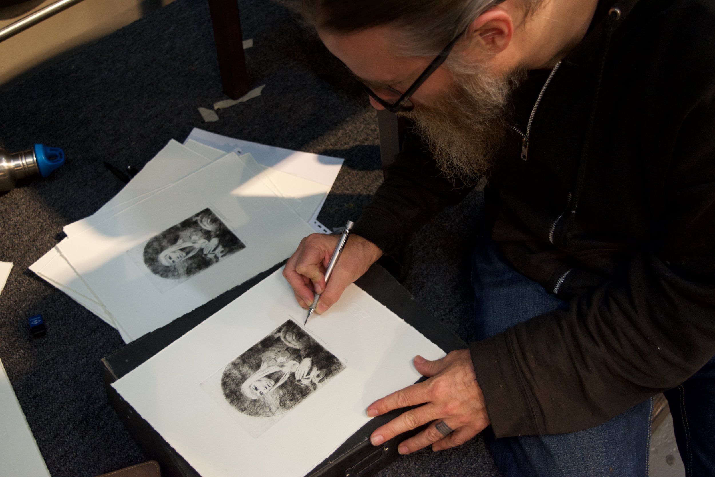 Artist Carl Dobsky Signs His "i-prayer" Etching - Fall 2015