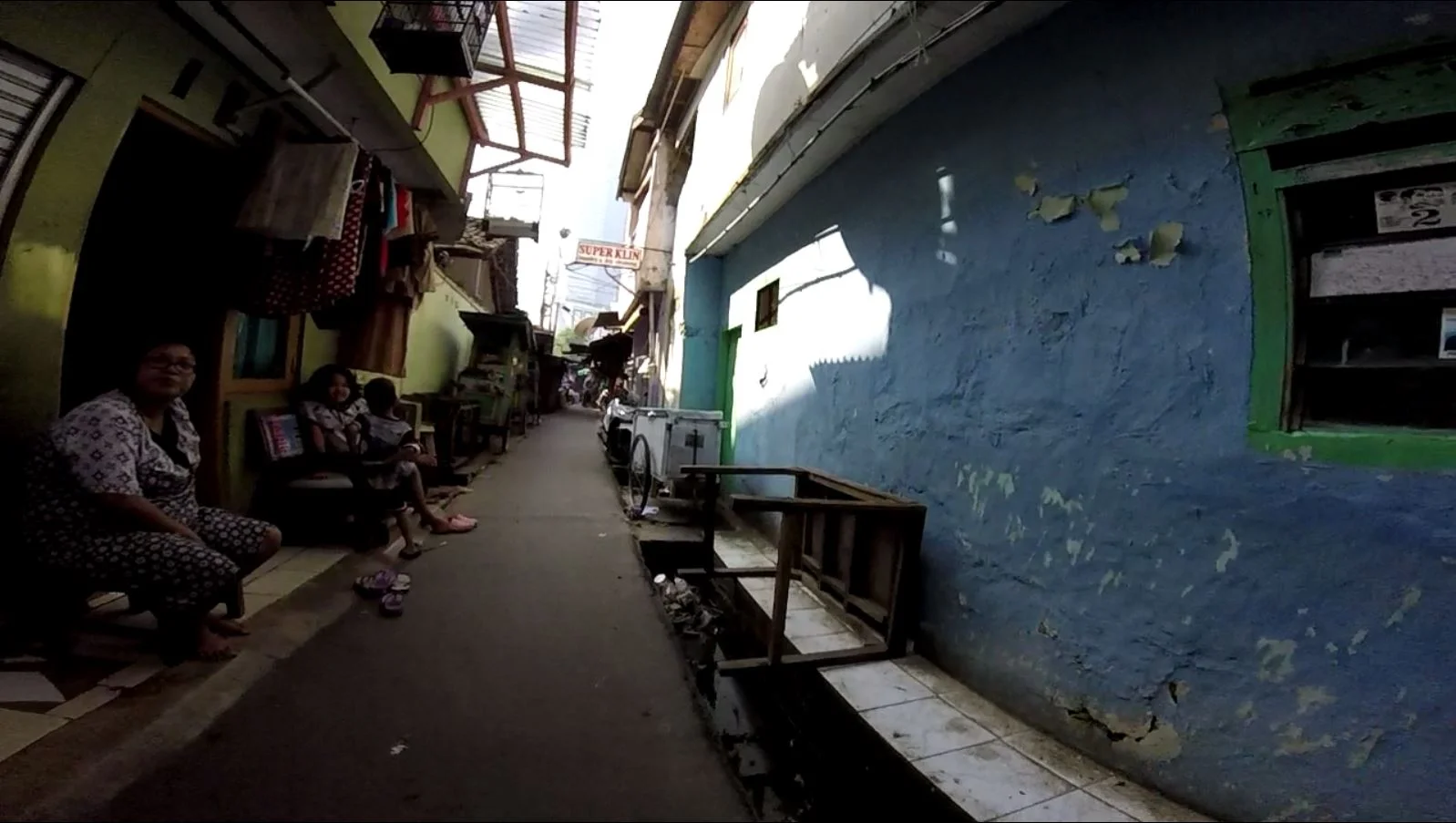 Walk from Marriott to IP Office21.JPG