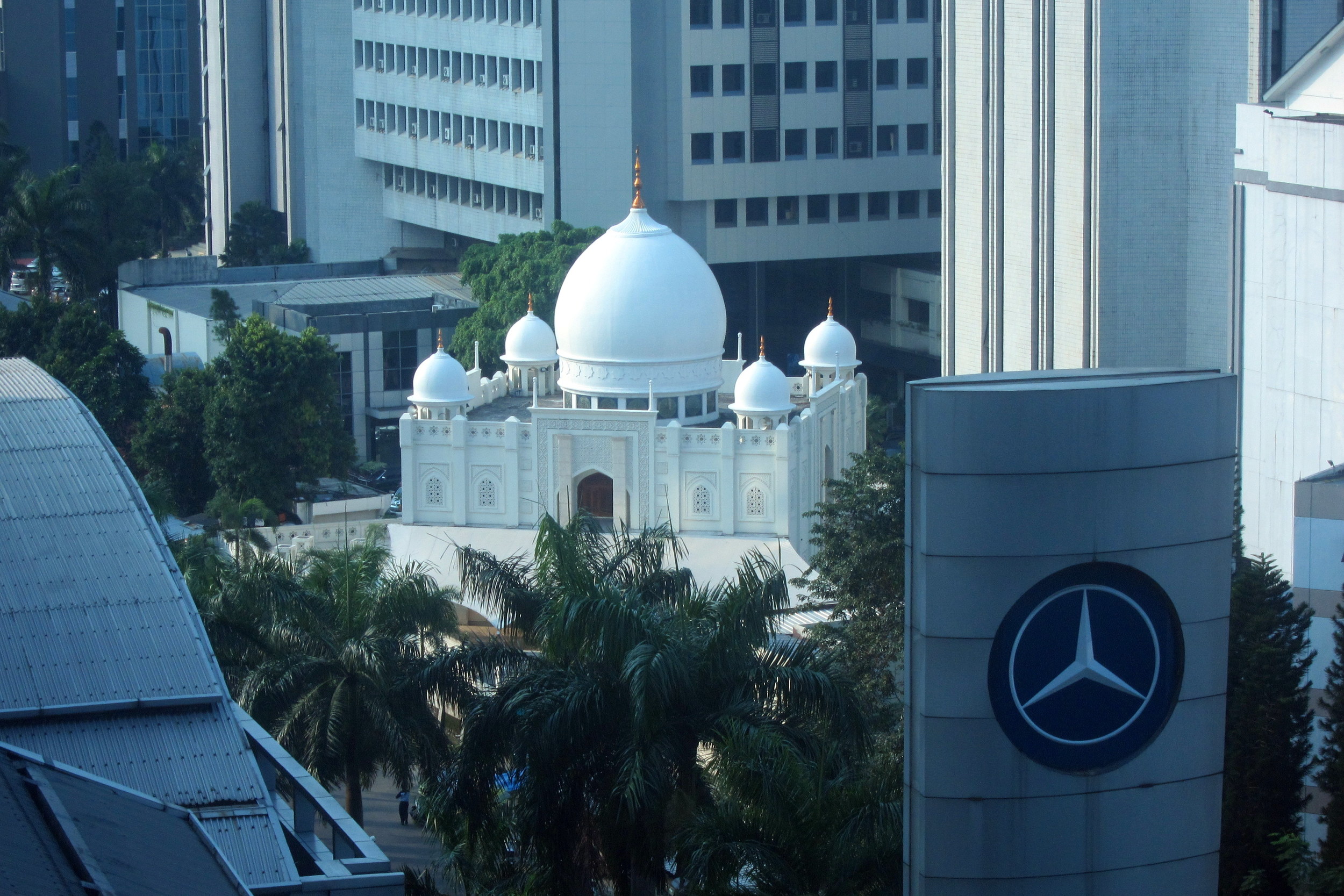 Interesting contrasts and juxtapositions are found across sprawling Jakarta.