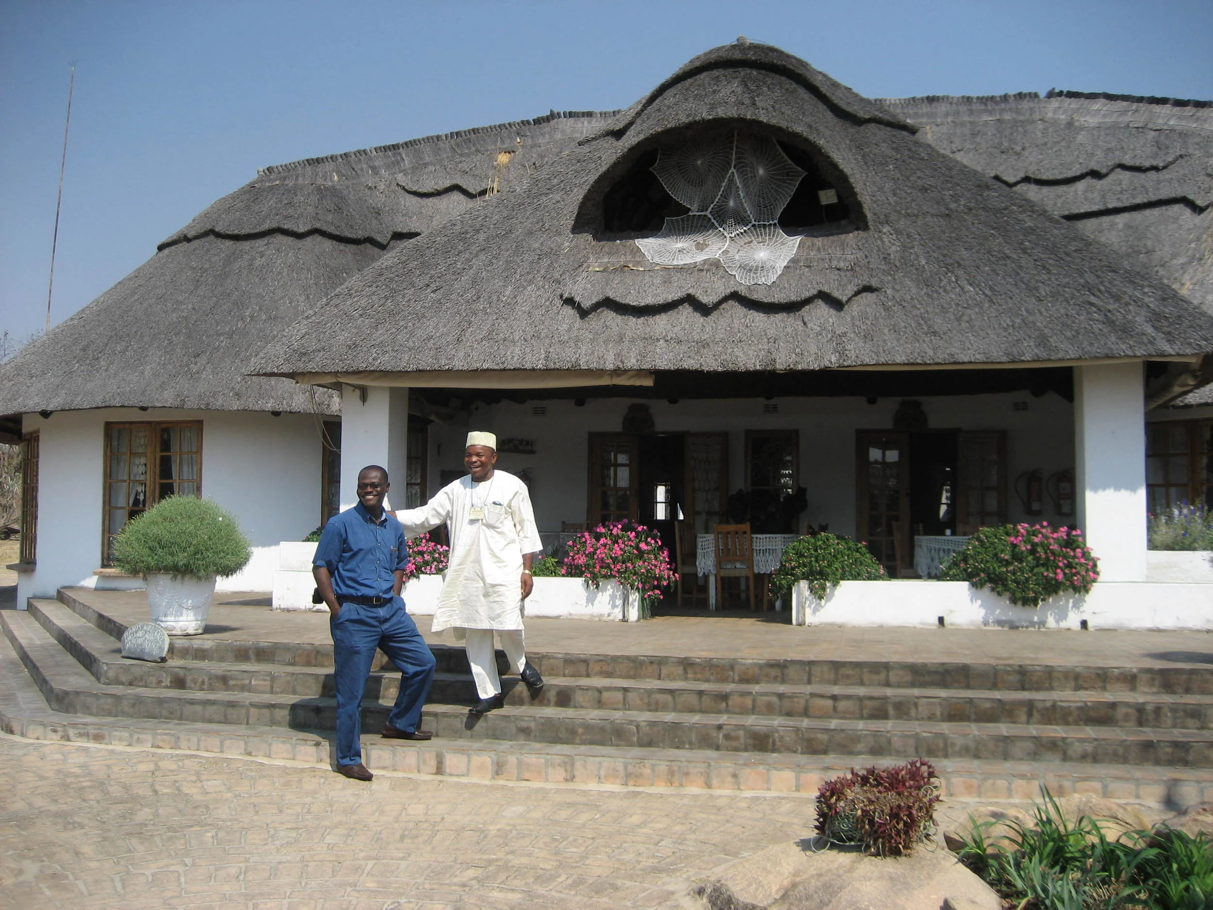  Time for a few photos at the Golden Spiderweb Country Village rest stop. 