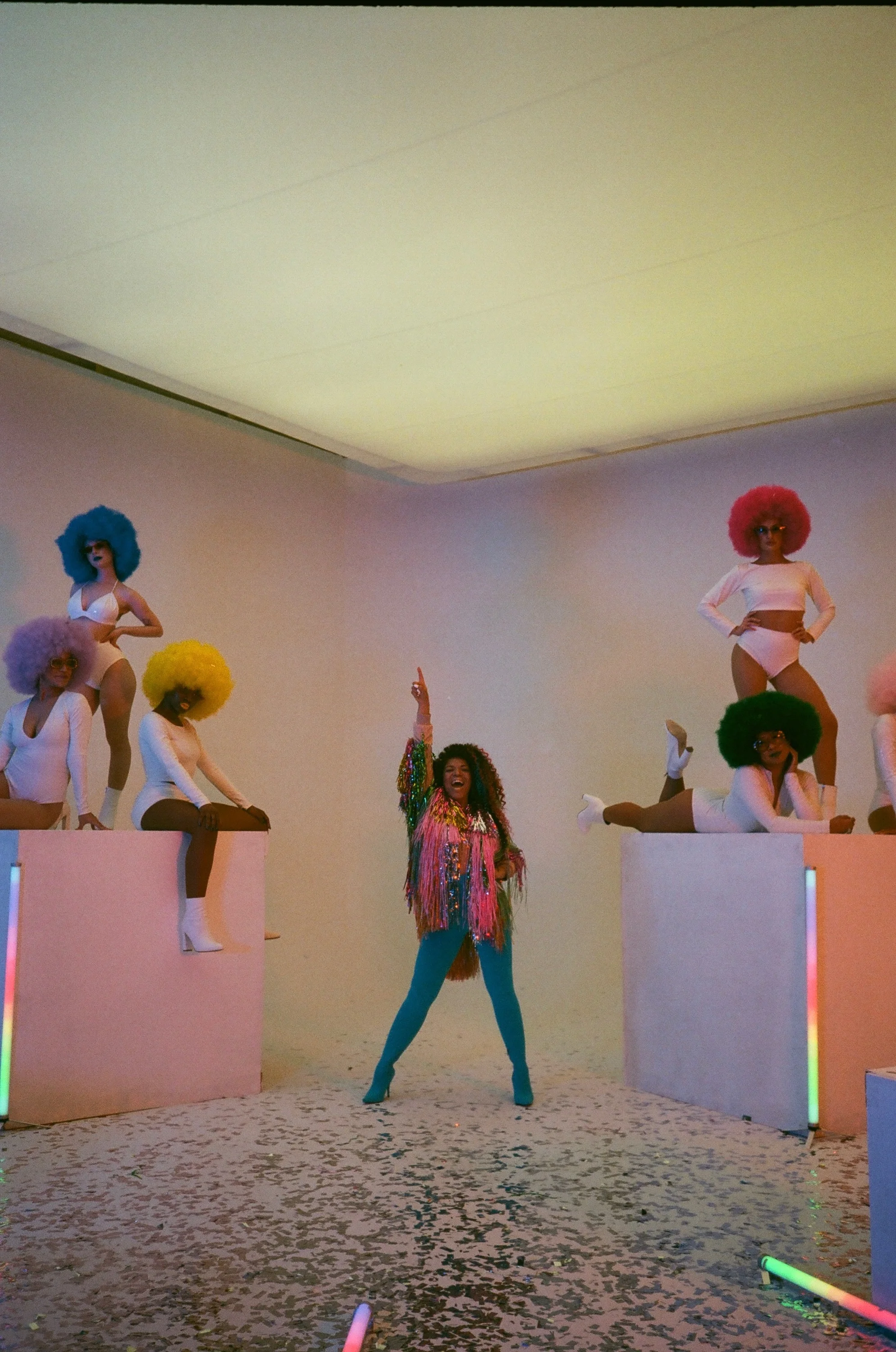 Madison Rose // 'Diamonds' BTS 