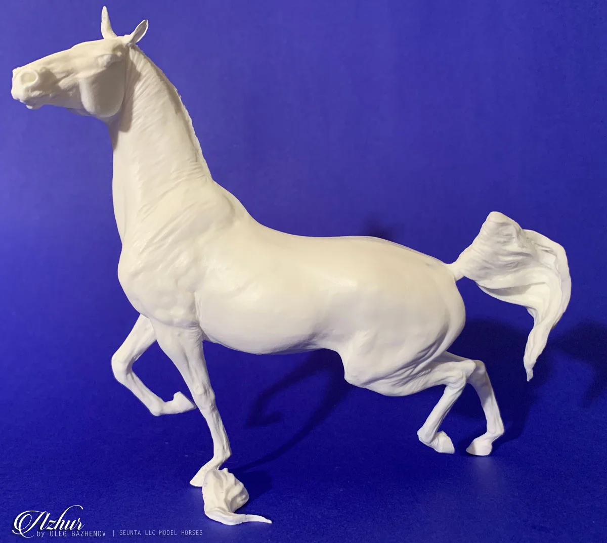 artist resin model horses — Seunta LLC