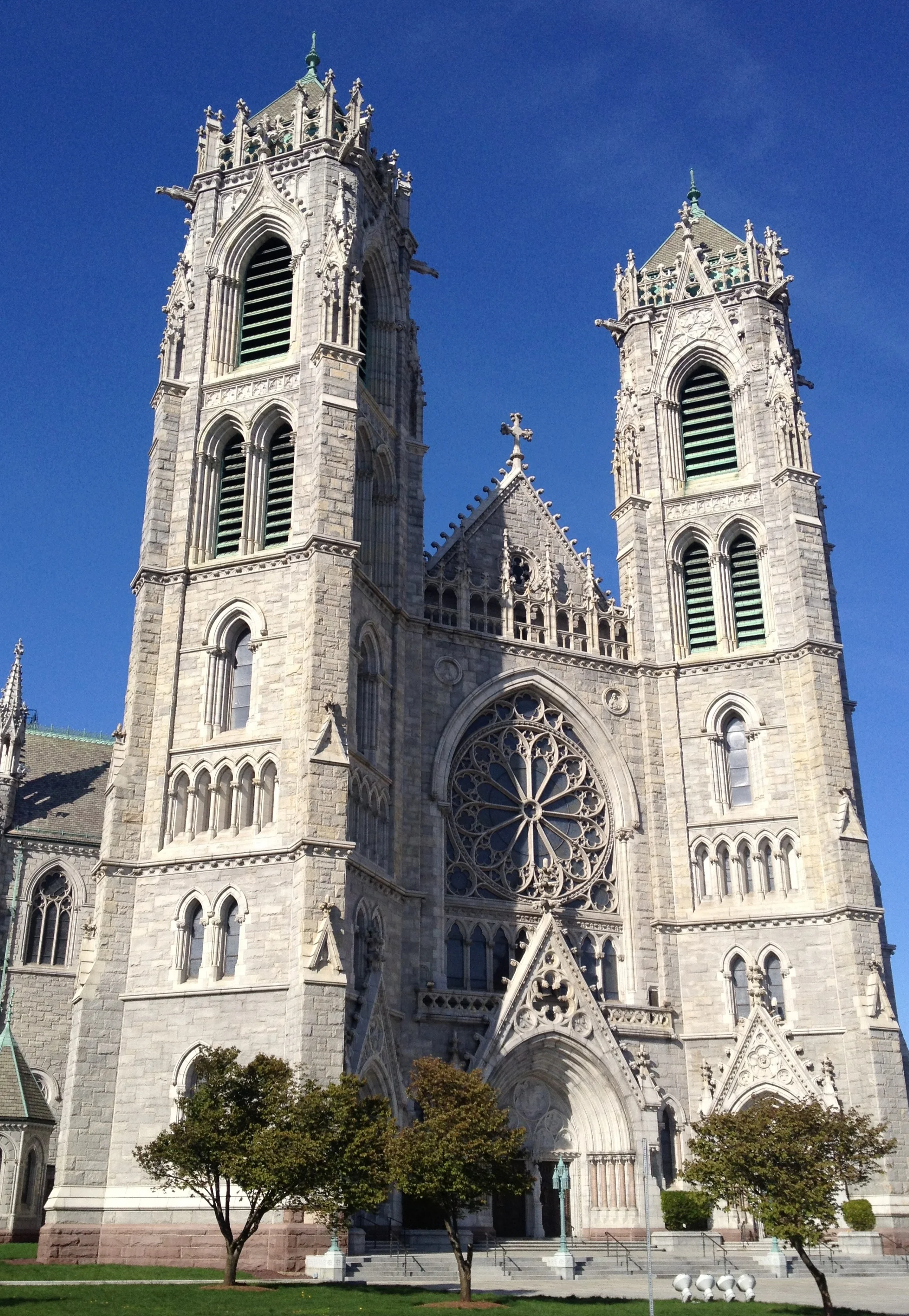 cathdral_outside.jpg