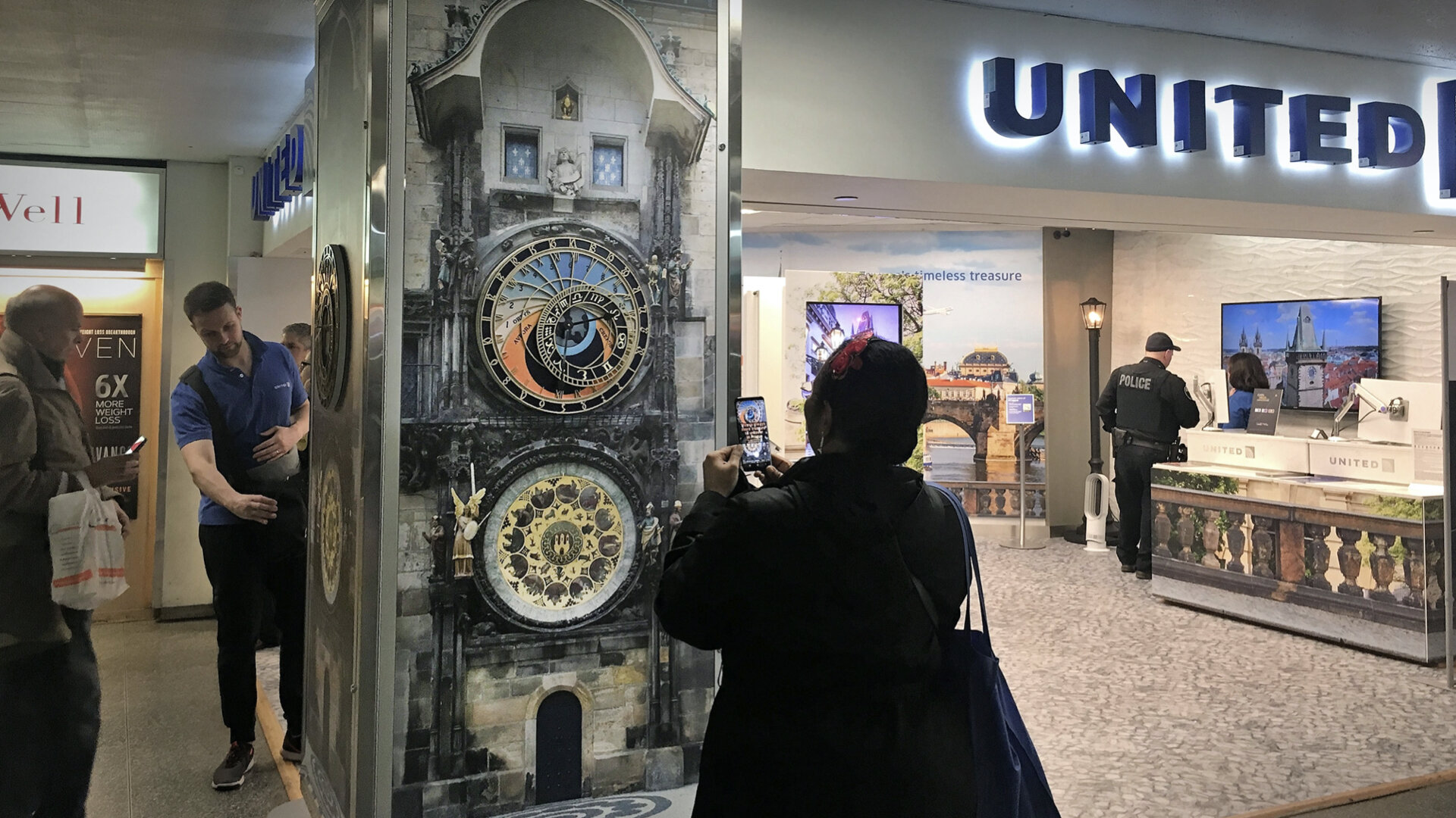 UNITED-Prague.006.jpeg