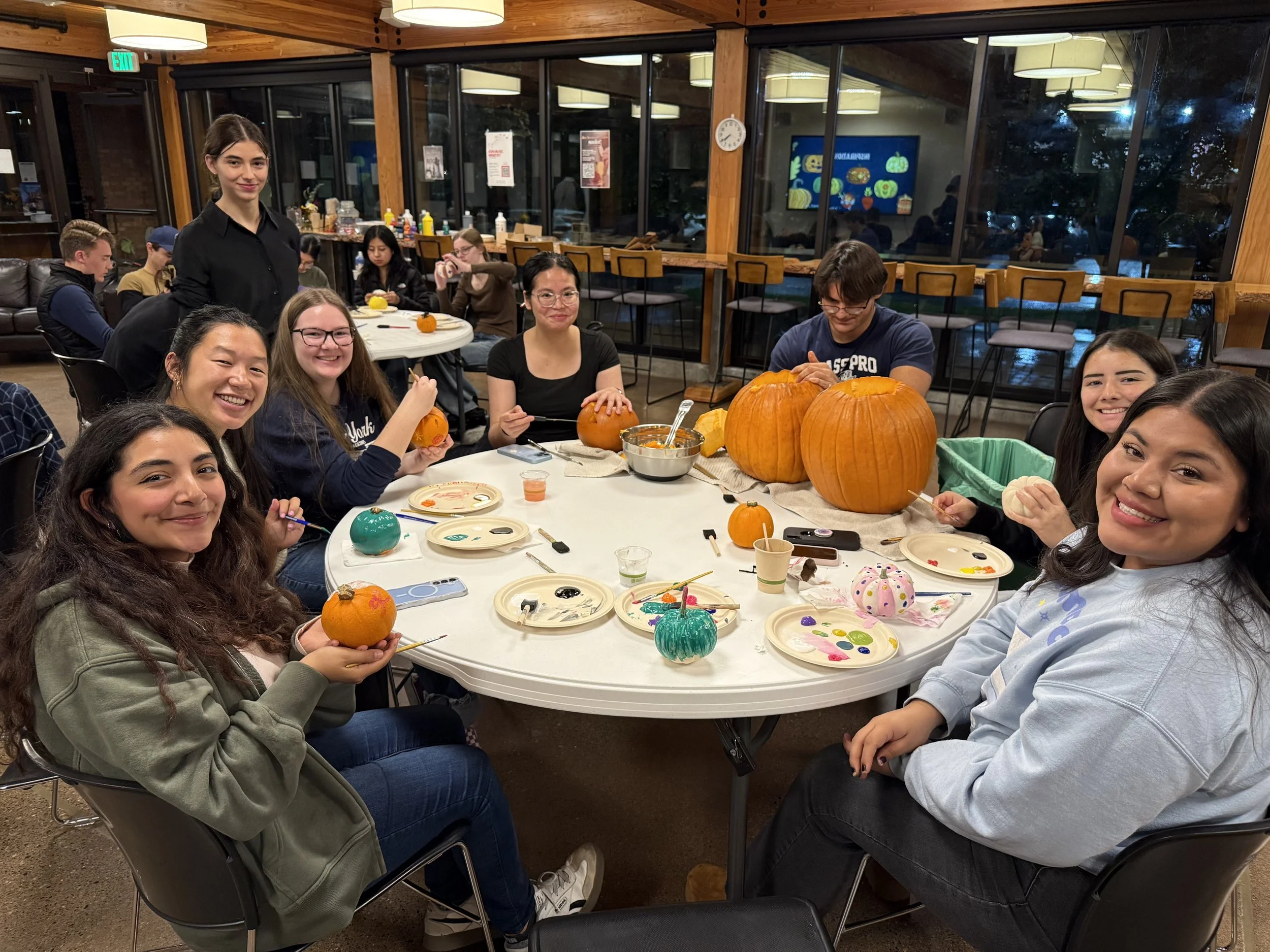 pumpkin carving.jpeg