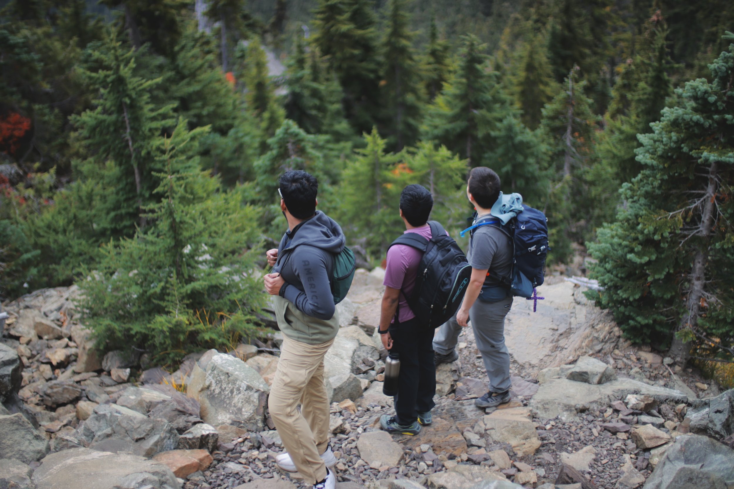 2025-10-18 WA MT ELLINOR - FRASSATI_3people.jpg