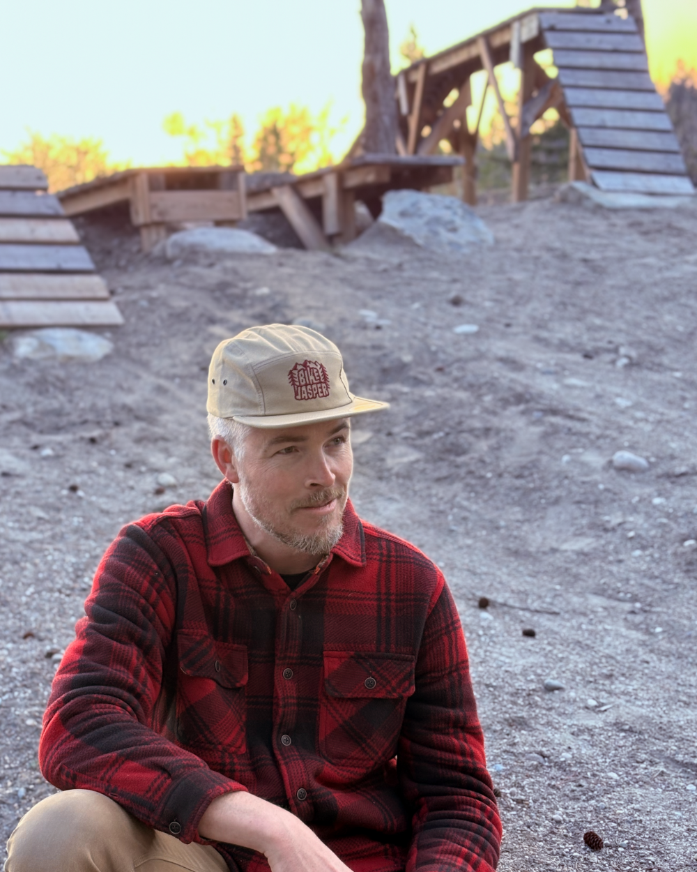 BikeJasperHat_Khaki-Maroon_OnModel.png