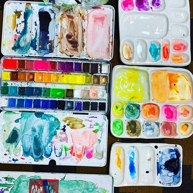 Studio time! .
.
@riverbend.ceramics paint palettes #artsupplies #artistsofinstagram #watercolors #artiststudio #carandache #caseformaking #supplies