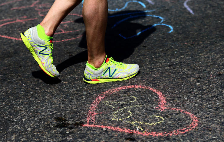 This picture was on the Runner's World website ! You can tell how slow I was going because of my shuffle stride. Normally my feet aren't that close together when I run, but I was struggling! Not the way I thought I was going to get in to Runner's World, but I'll take it.
